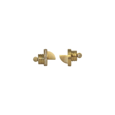 1920 Ørestikker M, 18 kt. Guld med Diamanter